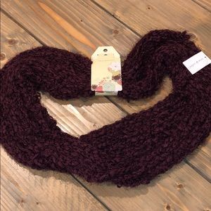 BNWT Super Soft Infinity Scarf